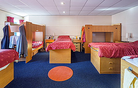 bedes-summer-school-windlesham-england-worthing-accommodation-1.jpg