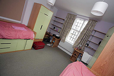 camp-bell-the-leys-school-united-kingdom-cambridge-accommodation-1.jpg