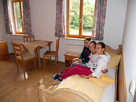 camp-humboldt-institut-germany-lindenberg-accommodation-2.jpg