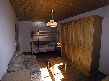 camp-humboldt-institut-germany-lindenberg-accommodation-5.jpg