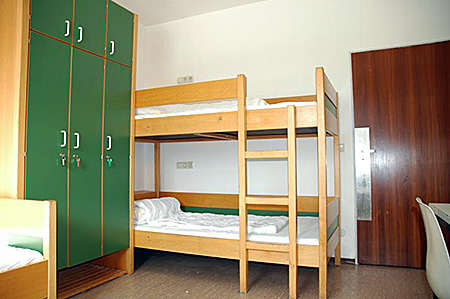 camp-humboldt-institut-germany-munich-accommodation-2.jpg