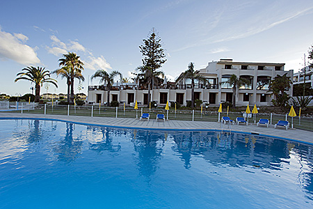 camp-nobel-international-school-algarve-portugal-lagoa-accommodation-4.jpg